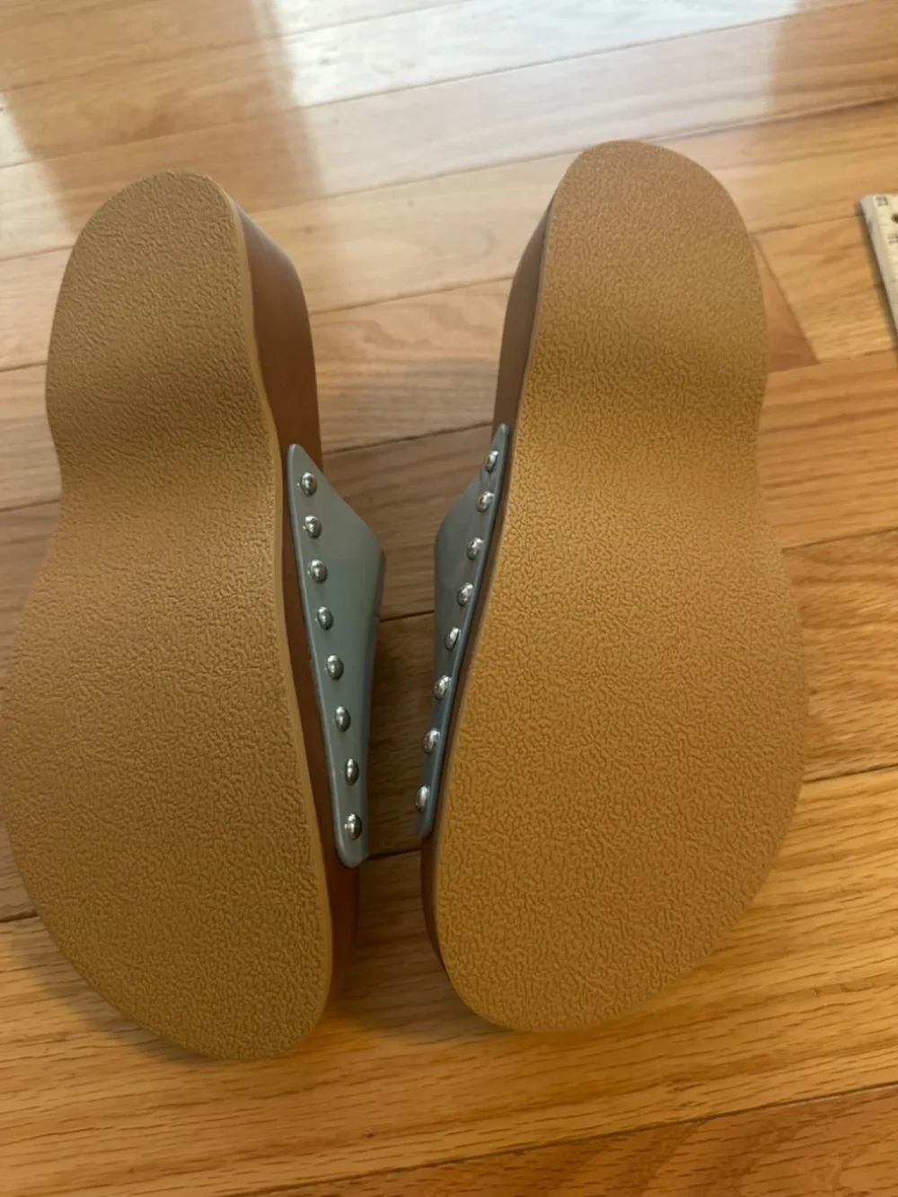 Seychelles Los Angeles slide size 8